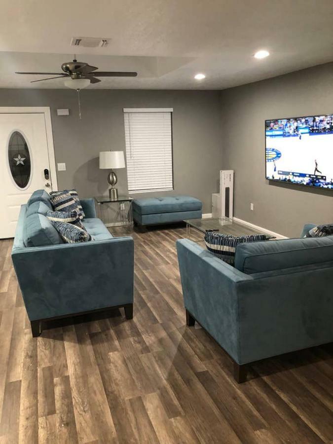 Villa Downtown Contemporary Yet Cozy Fun San Antonio Esterno foto